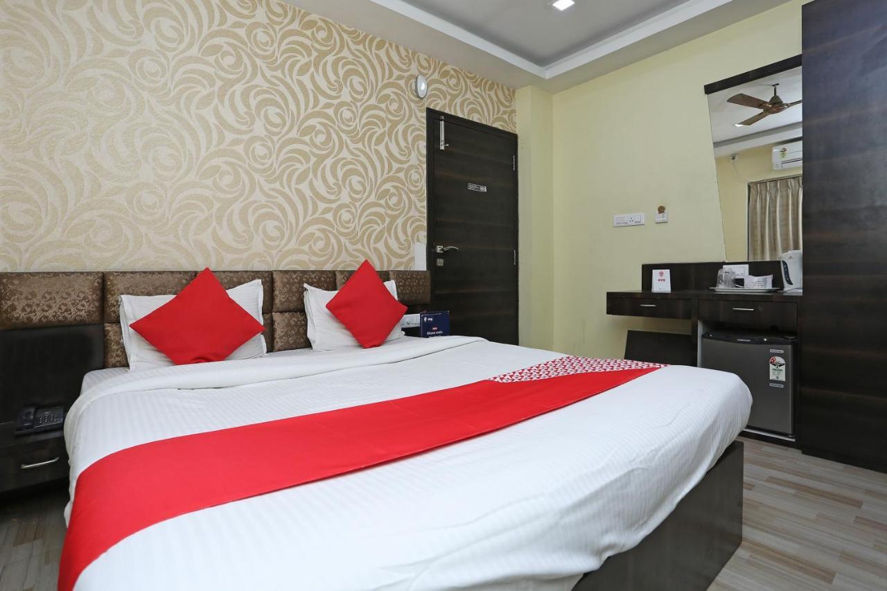 Oyo 7790 Hotel Royal Height Calcutta  Esterno foto