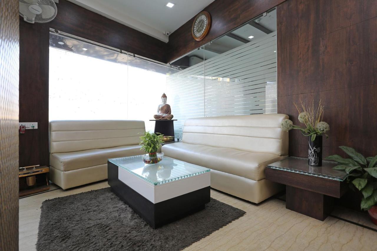 Oyo 7790 Hotel Royal Height Calcutta  Esterno foto